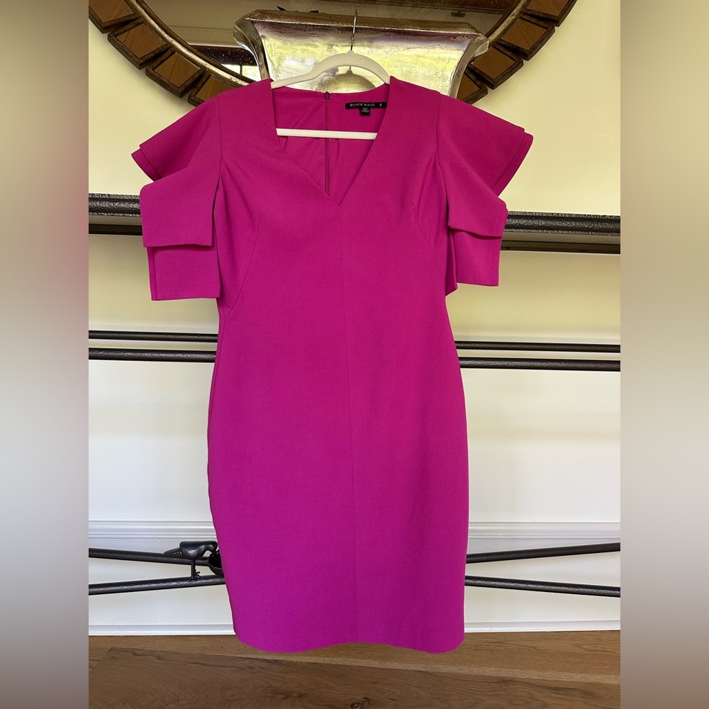 Black halo Pink Ruffle sleeve dress